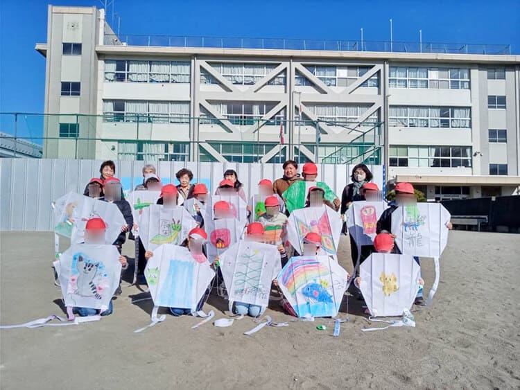 冬季西地区児童地域住民交流事業の様子