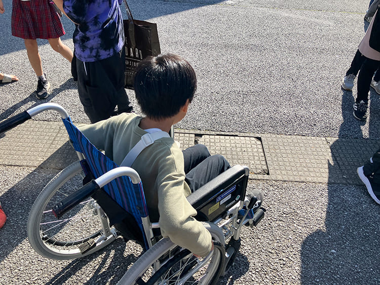 地区文化祭での福祉体験コーナーの様子