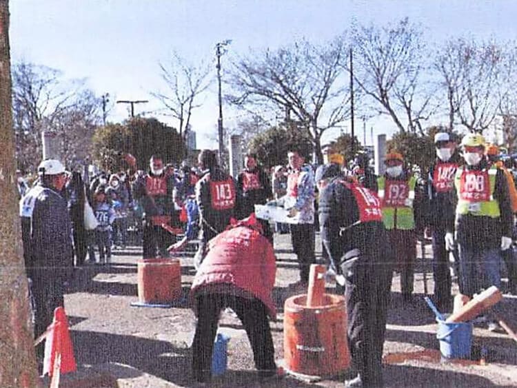 泉が丘地区餅つき大会の様子