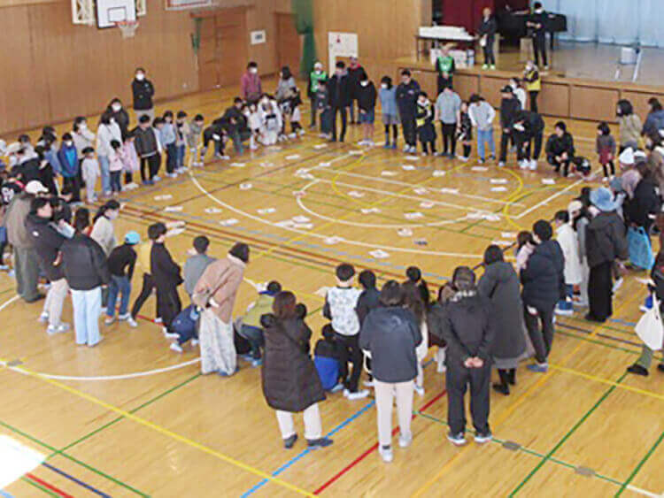 節分祭での福祉カルタの様子